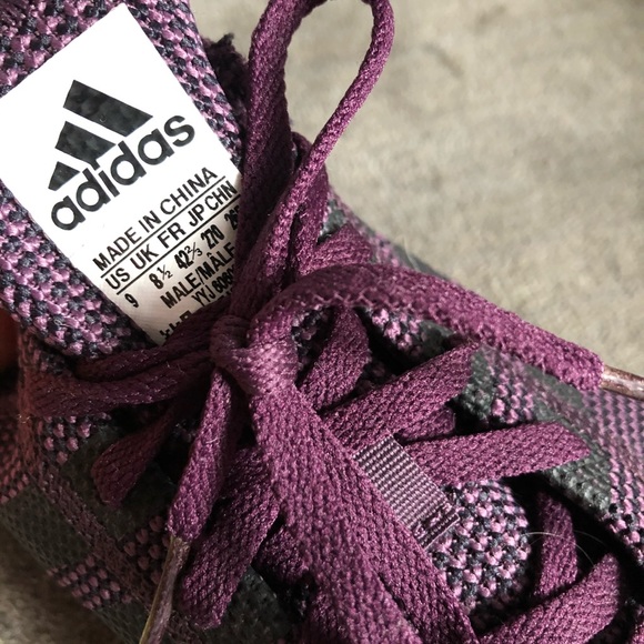 Adidas burgundy sneaker - Picture 6 of 6